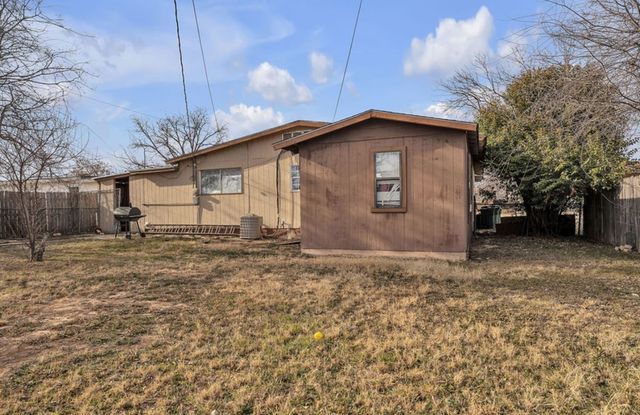 1917 Chapman Street, San Angelo, TX 76901