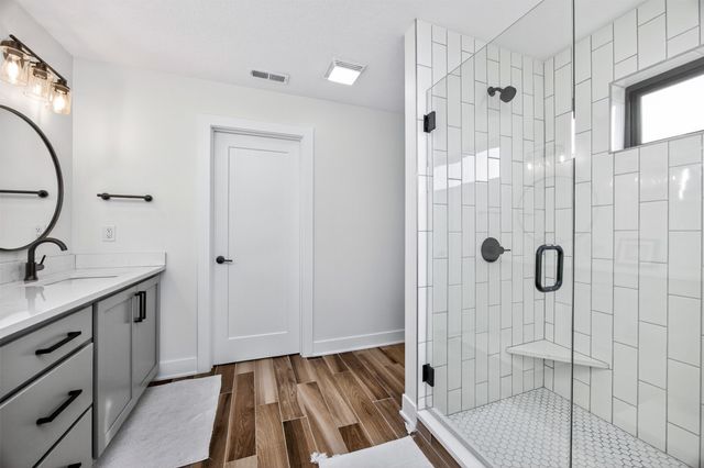 18328 Tanglewood Drive, Clive, IA 50325