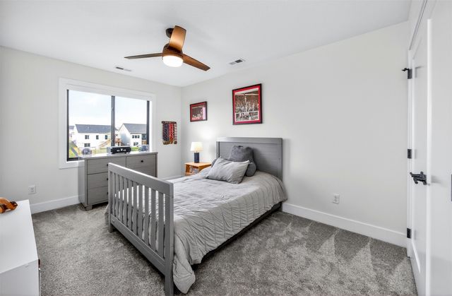 18328 Tanglewood Drive, Clive, IA 50325