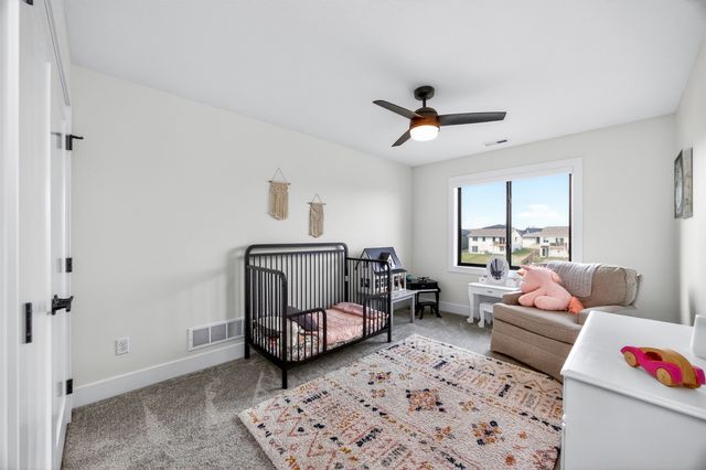 18328 Tanglewood Drive, Clive, IA 50325