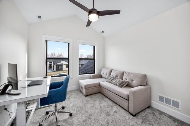 18328 Tanglewood Drive, Clive, IA 50325