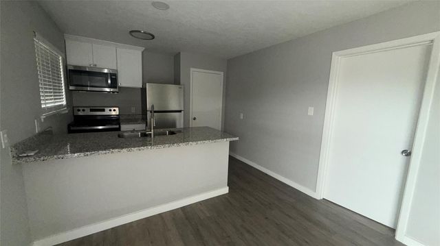 1660 Richmond Avenue 12, Houston, TX 77006