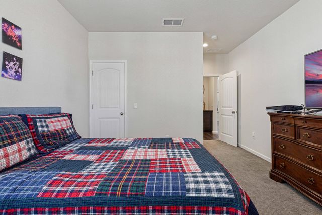 3264 Showcase Way, Modesto, CA 95356