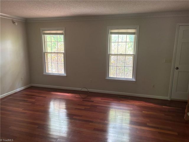 421 Inwood Road, Asheboro, NC 27205