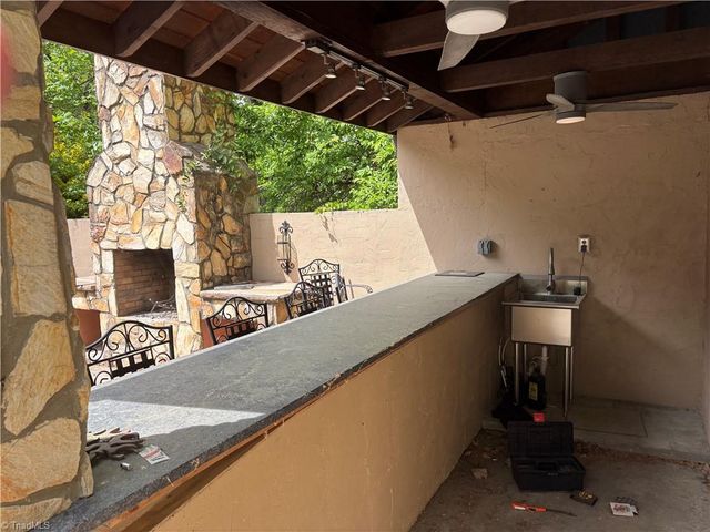 421 Inwood Road, Asheboro, NC 27205