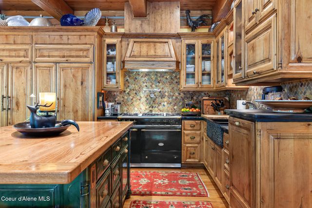 10351 N GIBSON RD, Hayden Lake, ID 83835