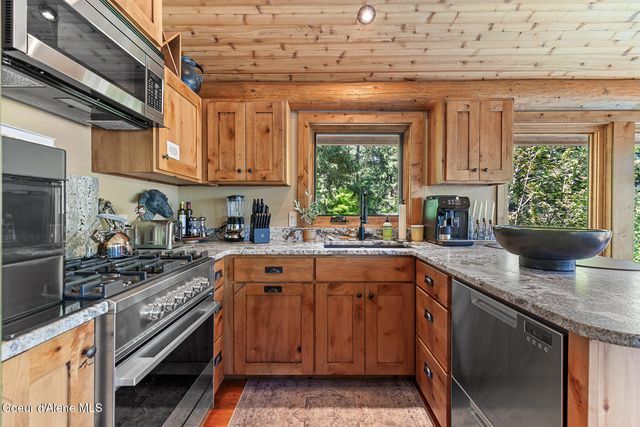 10351 N GIBSON RD, Hayden Lake, ID 83835