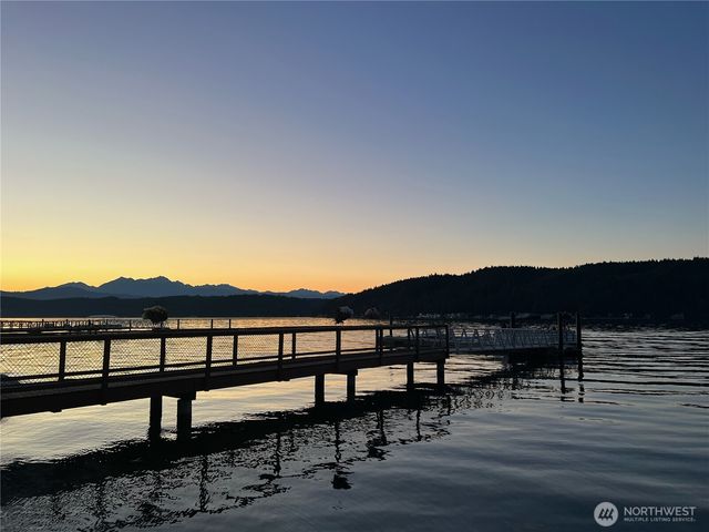 8331 E State Route 106, Union, WA 98592