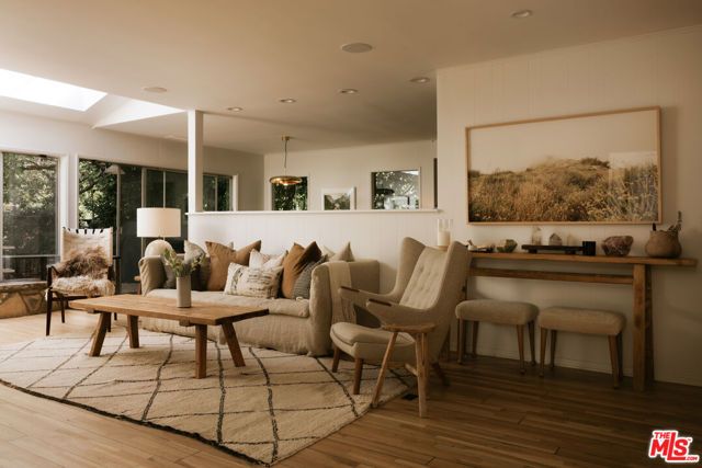 2610 Mandeville Canyon Road, Los Angeles, CA 90049