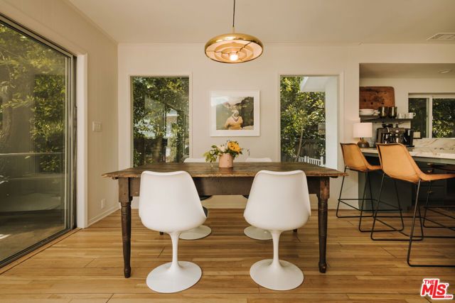 2610 Mandeville Canyon Road, Los Angeles, CA 90049