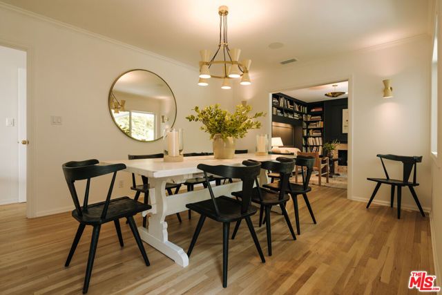 2610 Mandeville Canyon Road, Los Angeles, CA 90049