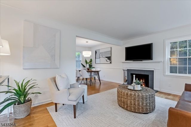 687 Grove St, Montclair Twp., NJ 07043