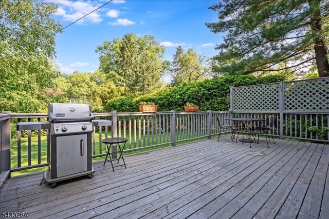 687 Grove St, Montclair Twp., NJ 07043