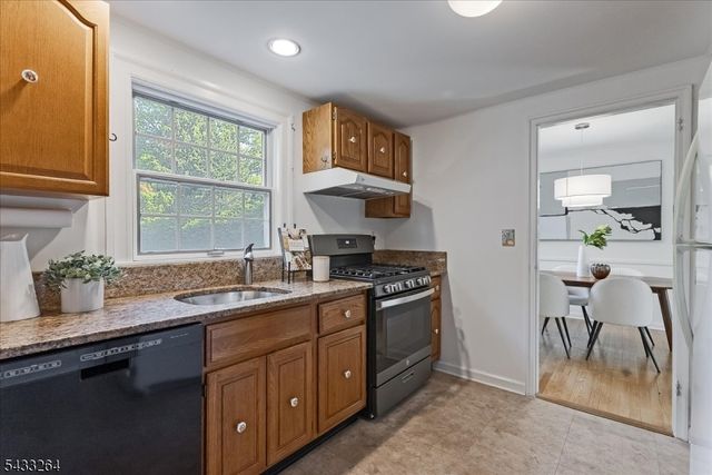 687 Grove St, Montclair Twp., NJ 07043