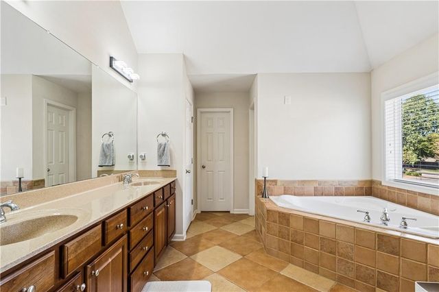 100 Northbrooke Trace, Woodstock, GA 30188
