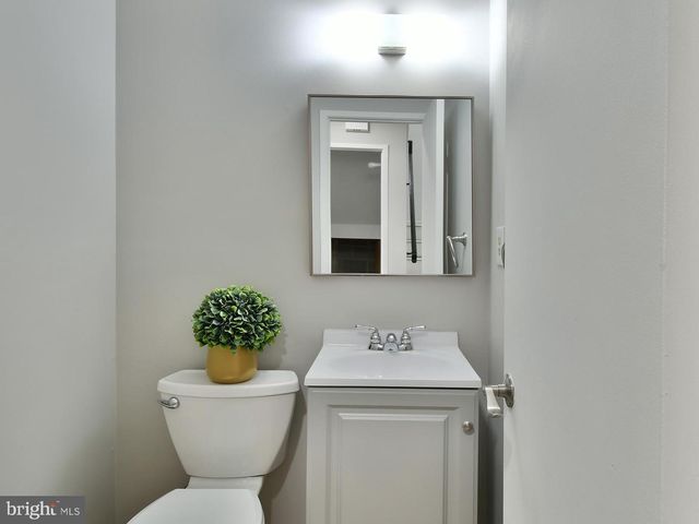 10216 RIDGELINE DR, Montgomery Village, MD 20886