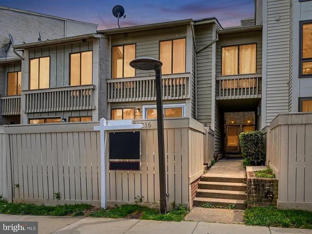 10216 RIDGELINE DR, Montgomery Village, MD 20886