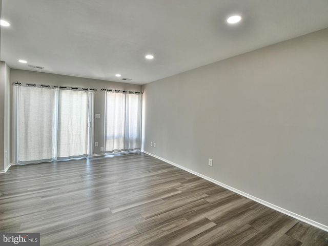 10216 RIDGELINE DR, Montgomery Village, MD 20886