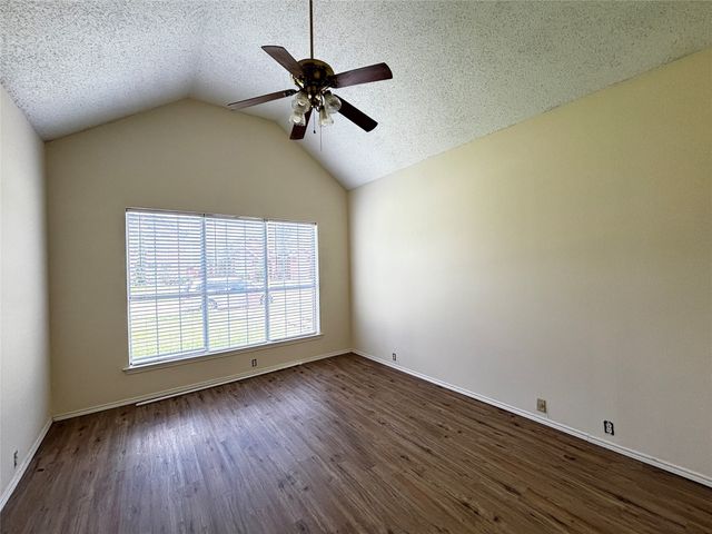 2812 Clearmeadow Drive, Mesquite, TX 75181