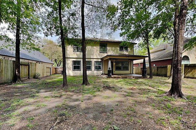 10 Prairie Oak Drive, Conroe, TX 77385