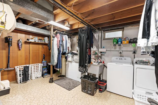 5006 Zenith Avenue N, Brooklyn Center, MN 55429