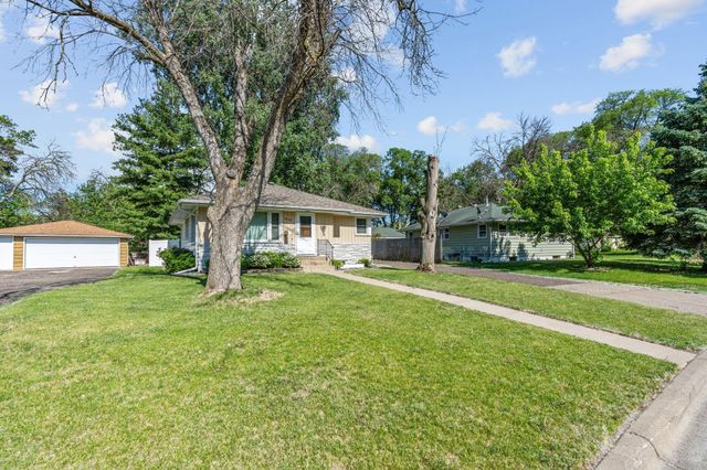 5006 Zenith Avenue N, Brooklyn Center, MN 55429