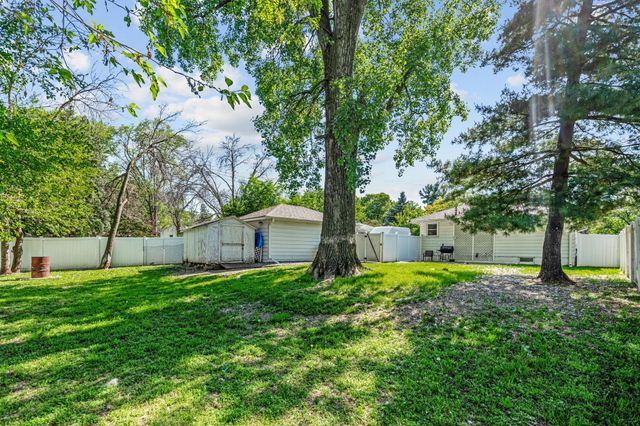 5006 Zenith Avenue N, Brooklyn Center, MN 55429