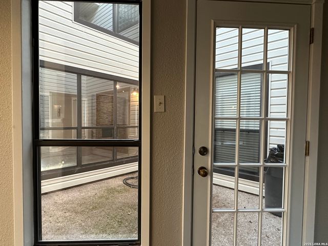 1147 SUMMIT CREST, San Antonio, TX 78258