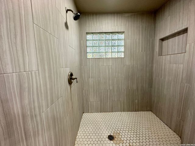 1147 SUMMIT CREST, San Antonio, TX 78258