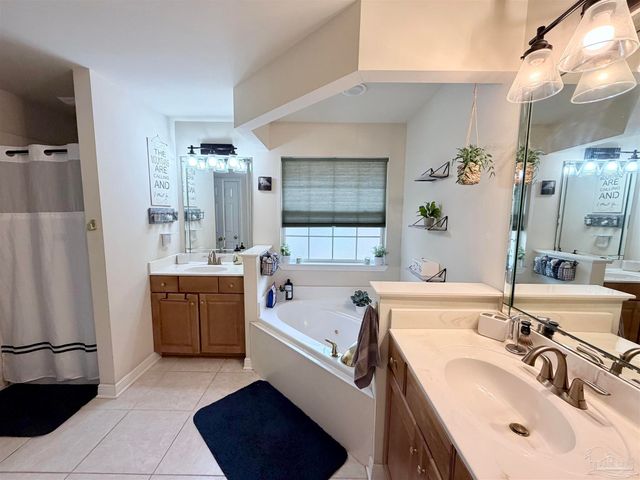 10355 Foggy Bottom Rd, Pensacola, FL 32507