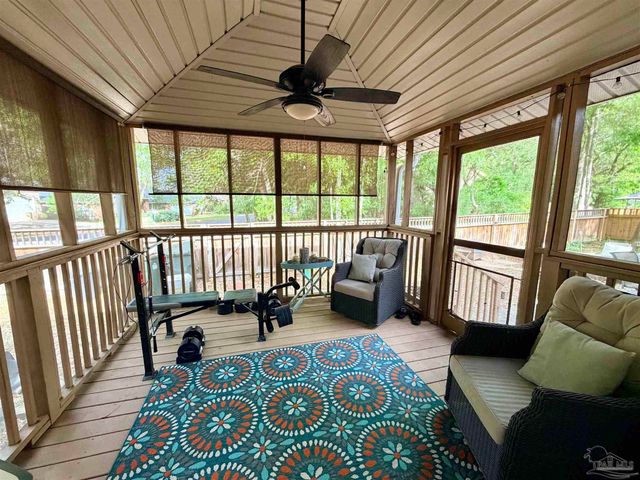 10355 Foggy Bottom Rd, Pensacola, FL 32507