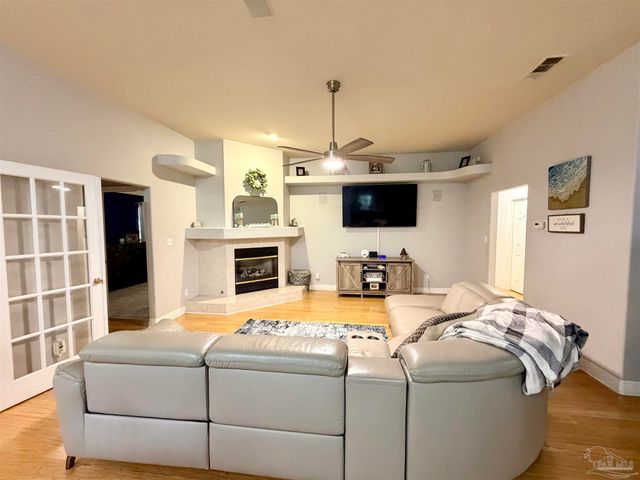 10355 Foggy Bottom Rd, Pensacola, FL 32507