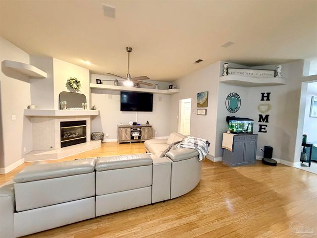 10355 Foggy Bottom Rd, Pensacola, FL 32507