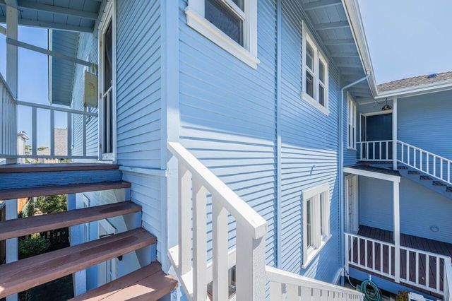 206 Cypress Avenue, Pacific Grove, CA 93950