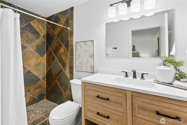 3211 W Ames Lake Drive NE, Redmond, WA 98053