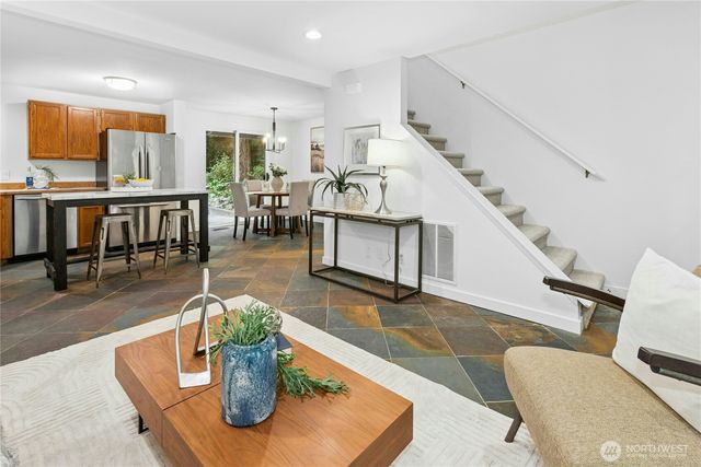 3211 W Ames Lake Drive NE, Redmond, WA 98053