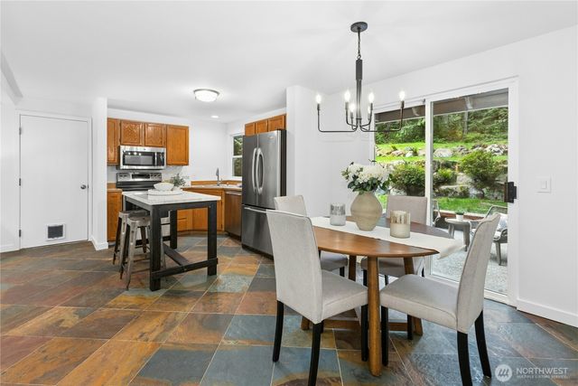 3211 W Ames Lake Drive NE, Redmond, WA 98053