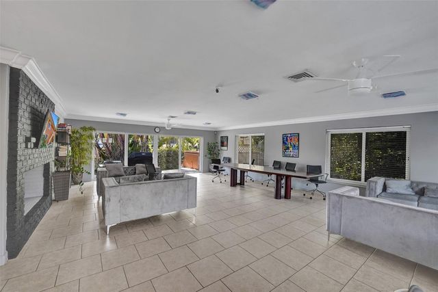 1920 NE 1st Terrace 109H, Wilton Manors, FL 33305