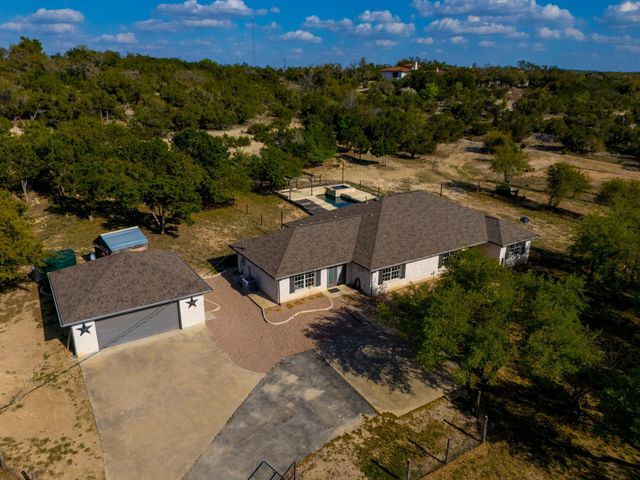 500 Madrone Ranch TRL, Dripping Springs, TX 78620
