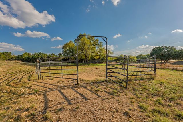 500 Madrone Ranch TRL, Dripping Springs, TX 78620