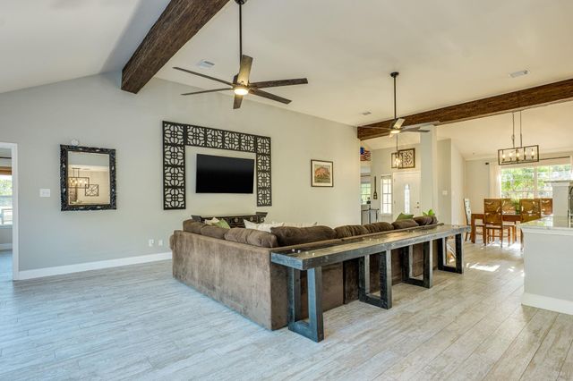 500 Madrone Ranch TRL, Dripping Springs, TX 78620