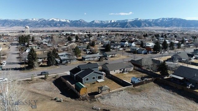 702 Yellowstone Avenue, Belgrade, MT 59714