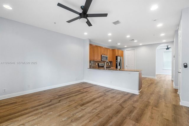 888 University Boulevard, Jupiter, FL 33458