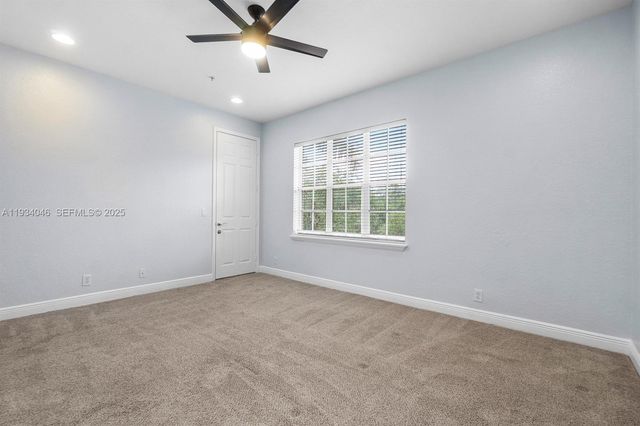888 University Boulevard, Jupiter, FL 33458