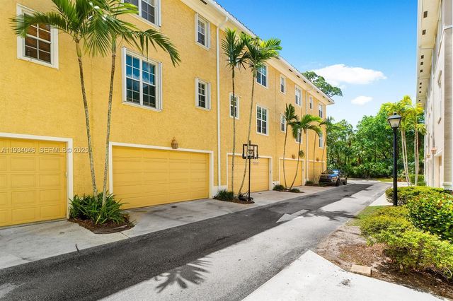 888 University Boulevard, Jupiter, FL 33458
