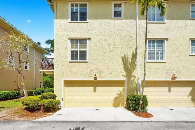 888 University Boulevard, Jupiter, FL 33458