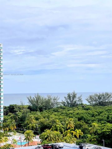 300 Bayview Dr 915, Sunny Isles Beach, FL 33160