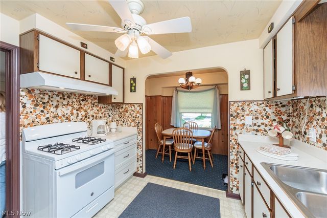 6025 E 135th Street, Garfield Heights, OH 44125