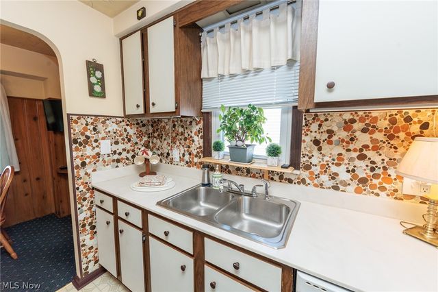 6025 E 135th Street, Garfield Heights, OH 44125
