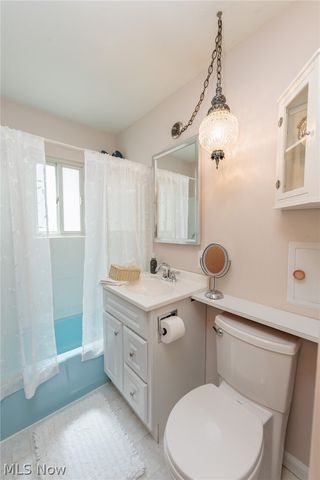 6025 E 135th Street, Garfield Heights, OH 44125